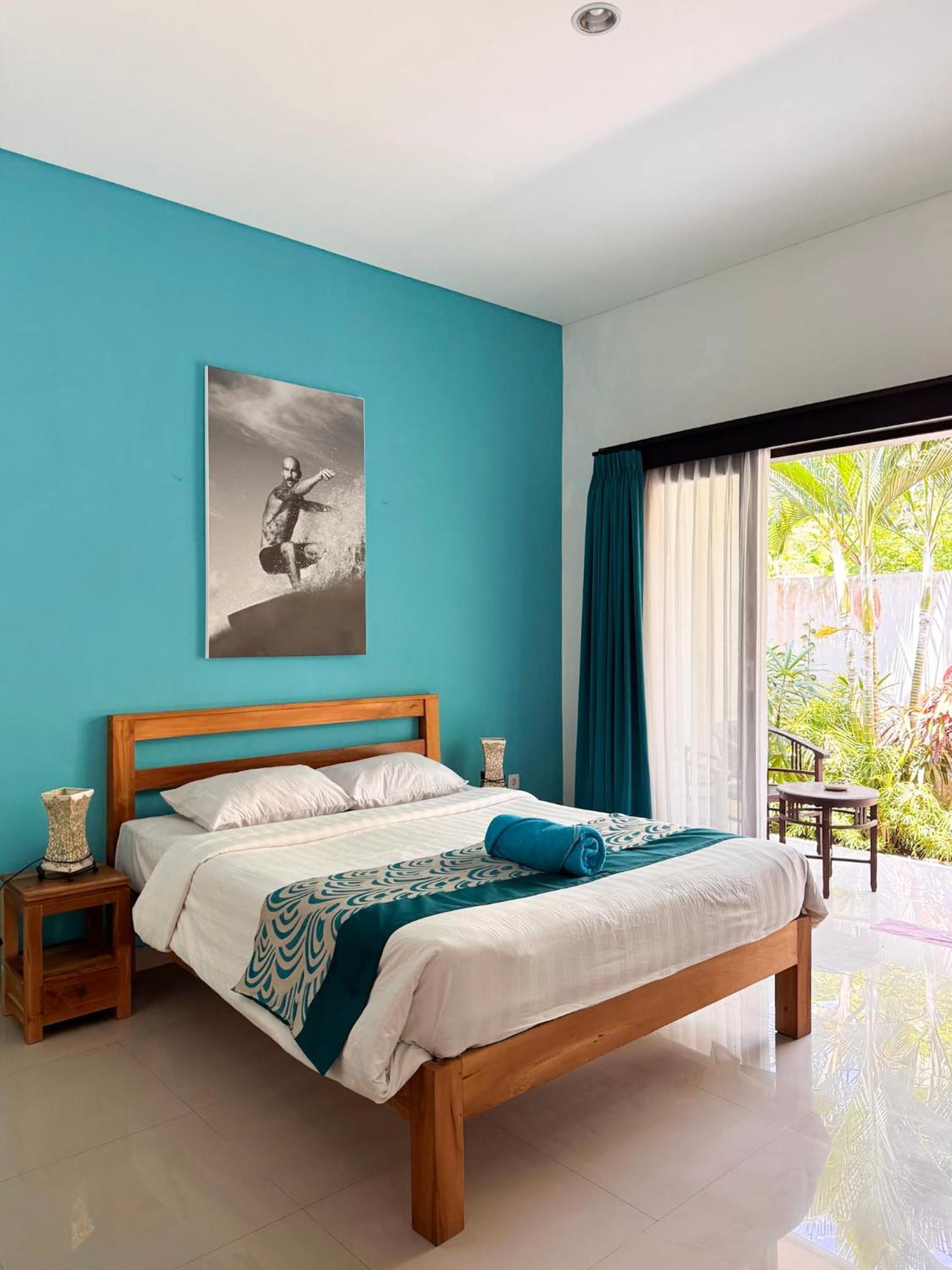 Urban Jungle Beach House Canggu Exteriör bild